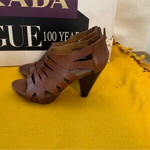 Franco Sarto Tan Leather Heels
